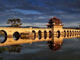 红楼疑案：养小叔子的到底是谁？答案都在原文这段话里！