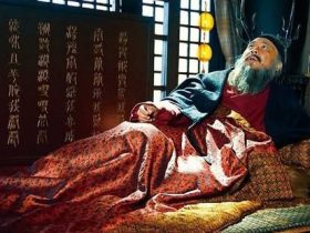 历史上曹操是怎么死的？